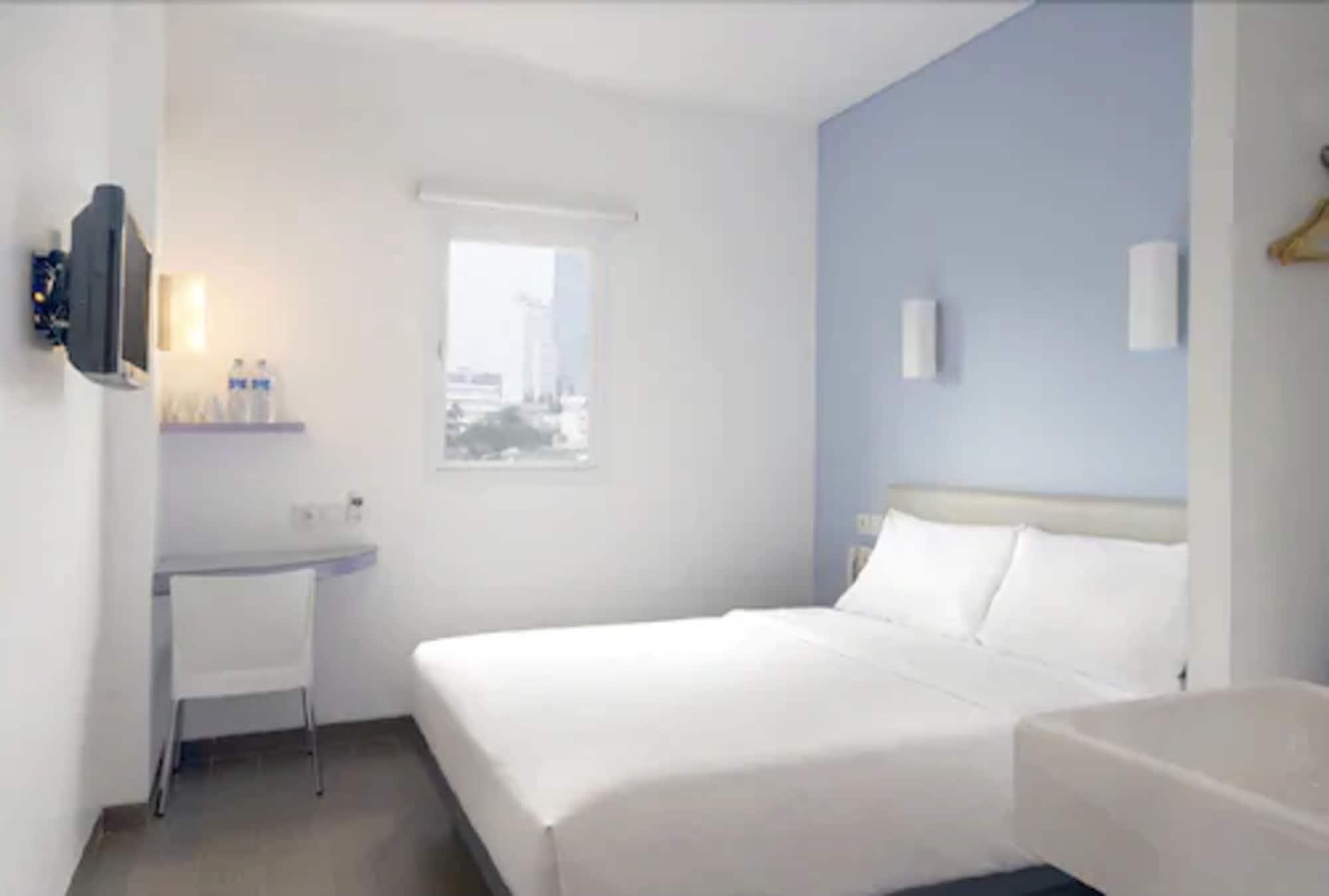 Amaris Hotel Senen Cakarta Oda fotoğraf